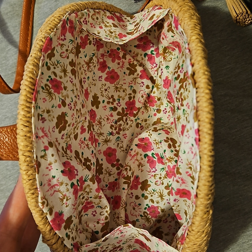 Adorable purse - Picture 3 of 7